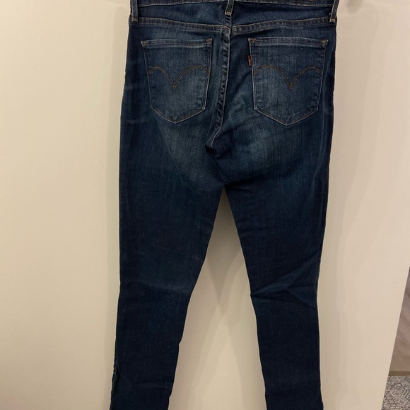 Levi’s Women’s Jeans - Picture 3 of 3